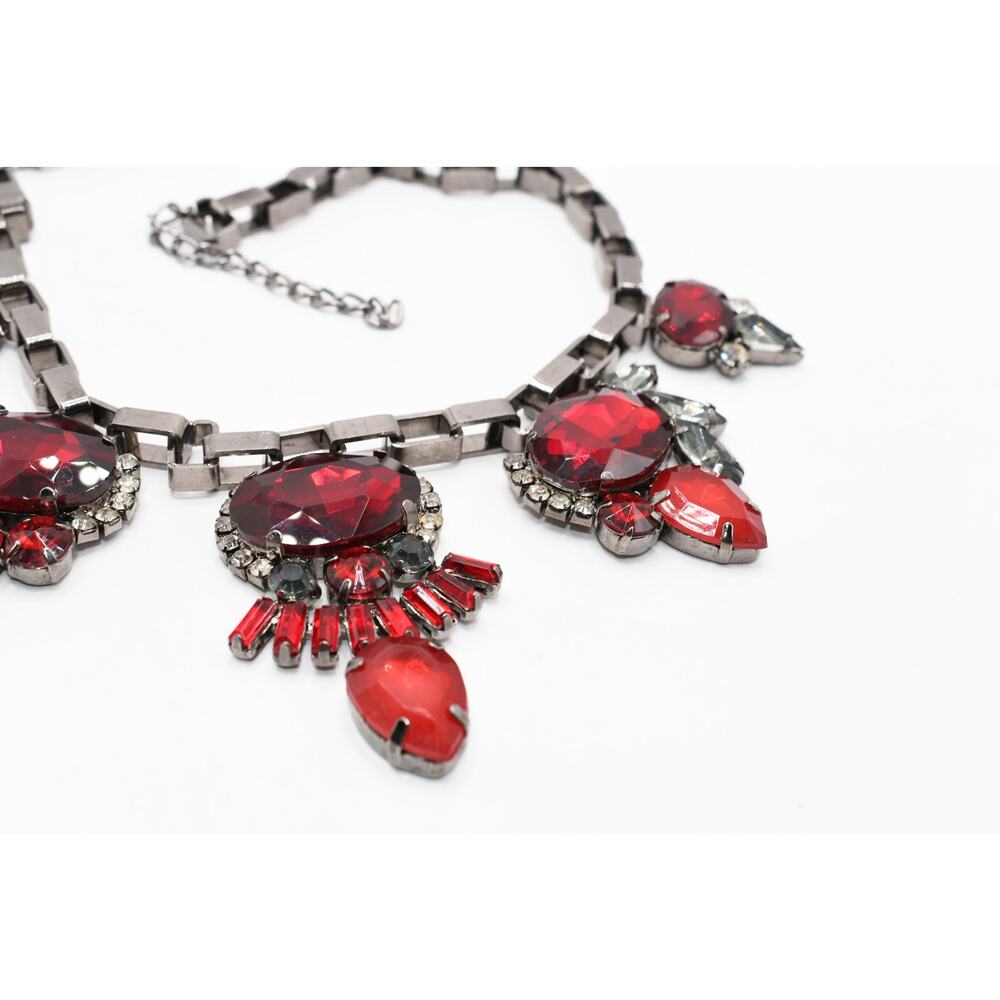 Red Rhinestone Statement Necklace Gunmetal Gray Box Chain 19 Inch - Picture 5 of 11